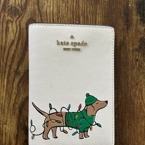 Kate Spade Dog Passport Holder - Cream and Green